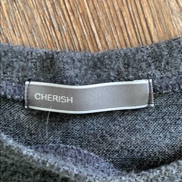 Cherish Cozy Gray Cold Shoulder Top L - Picture 4 of 6
